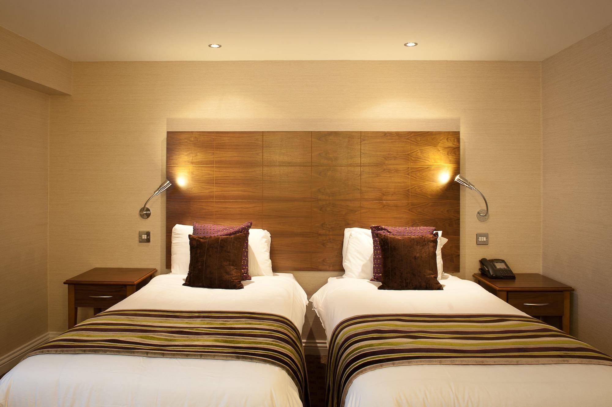 The Bull Hotel; Sure Hotel Collection By Best Western Peterborough Zewnętrze zdjęcie