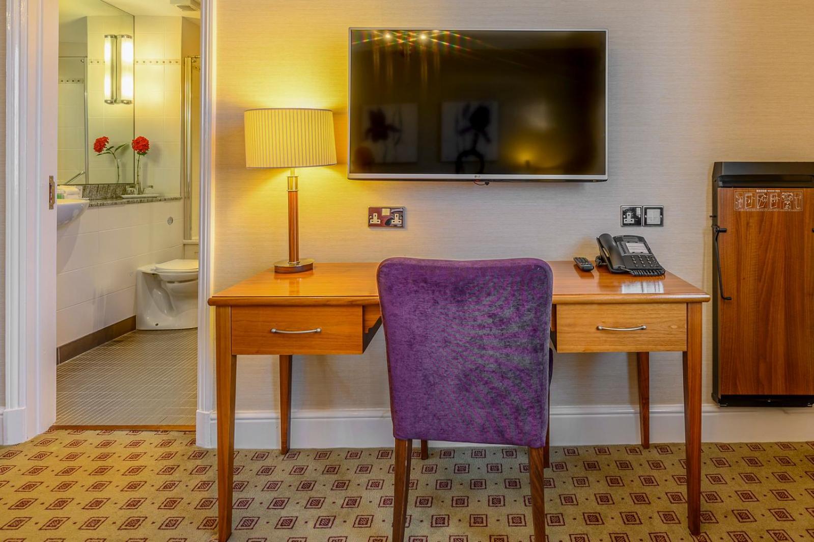 The Bull Hotel; Sure Hotel Collection By Best Western Peterborough Zewnętrze zdjęcie